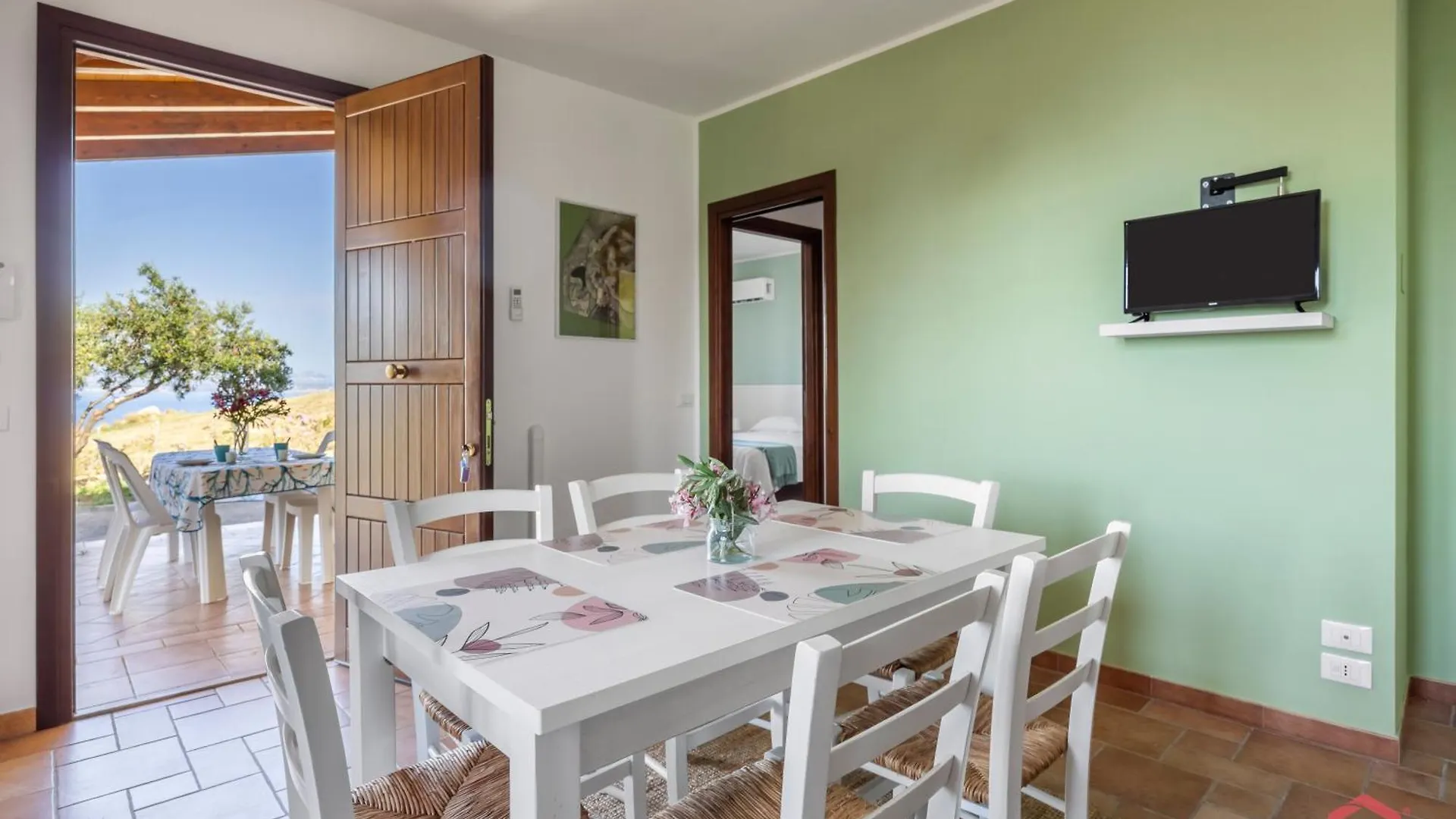 Villa Cute Holiday Home & Pool By Scopello Sea