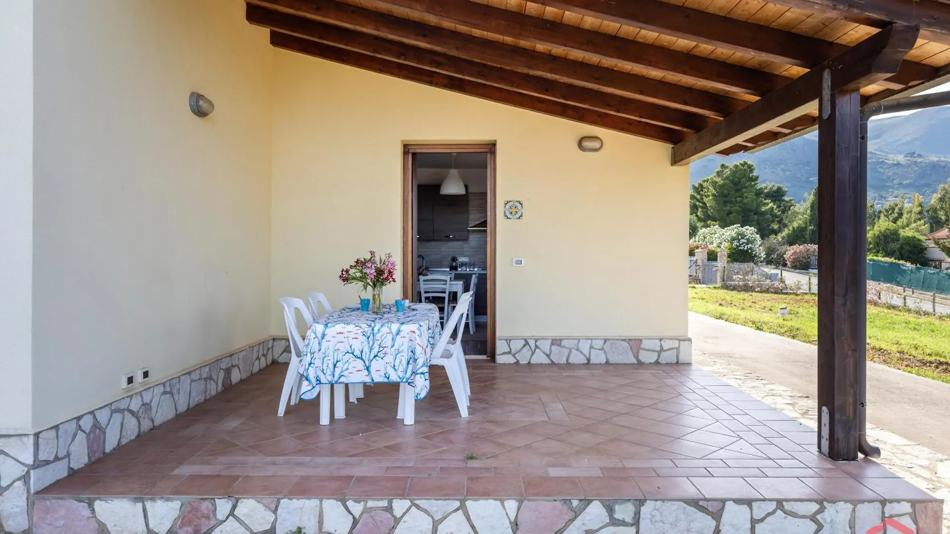 Villa Cute Holiday Home & Pool By Scopello Sea