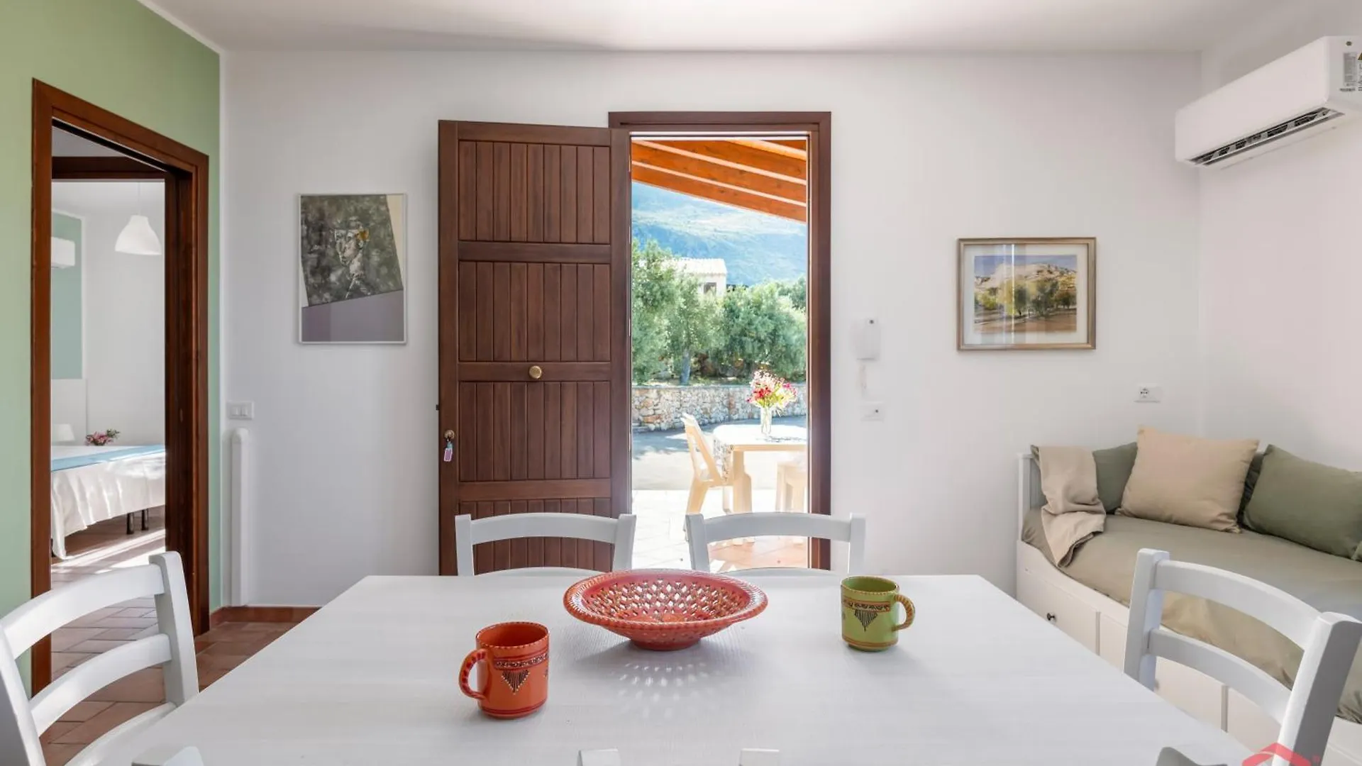 Villa Cute Holiday Home & Pool By Scopello Sea