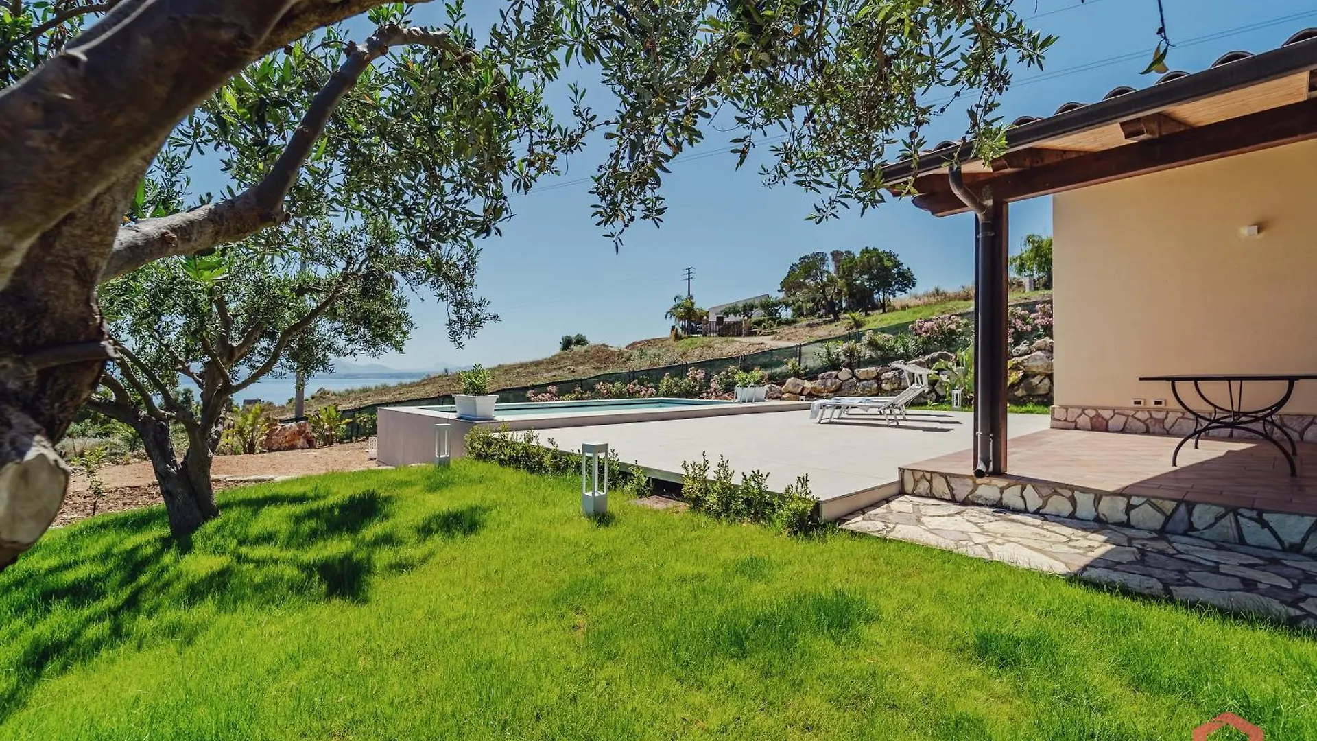 Villa Cute Holiday Home & Pool By Scopello Sea